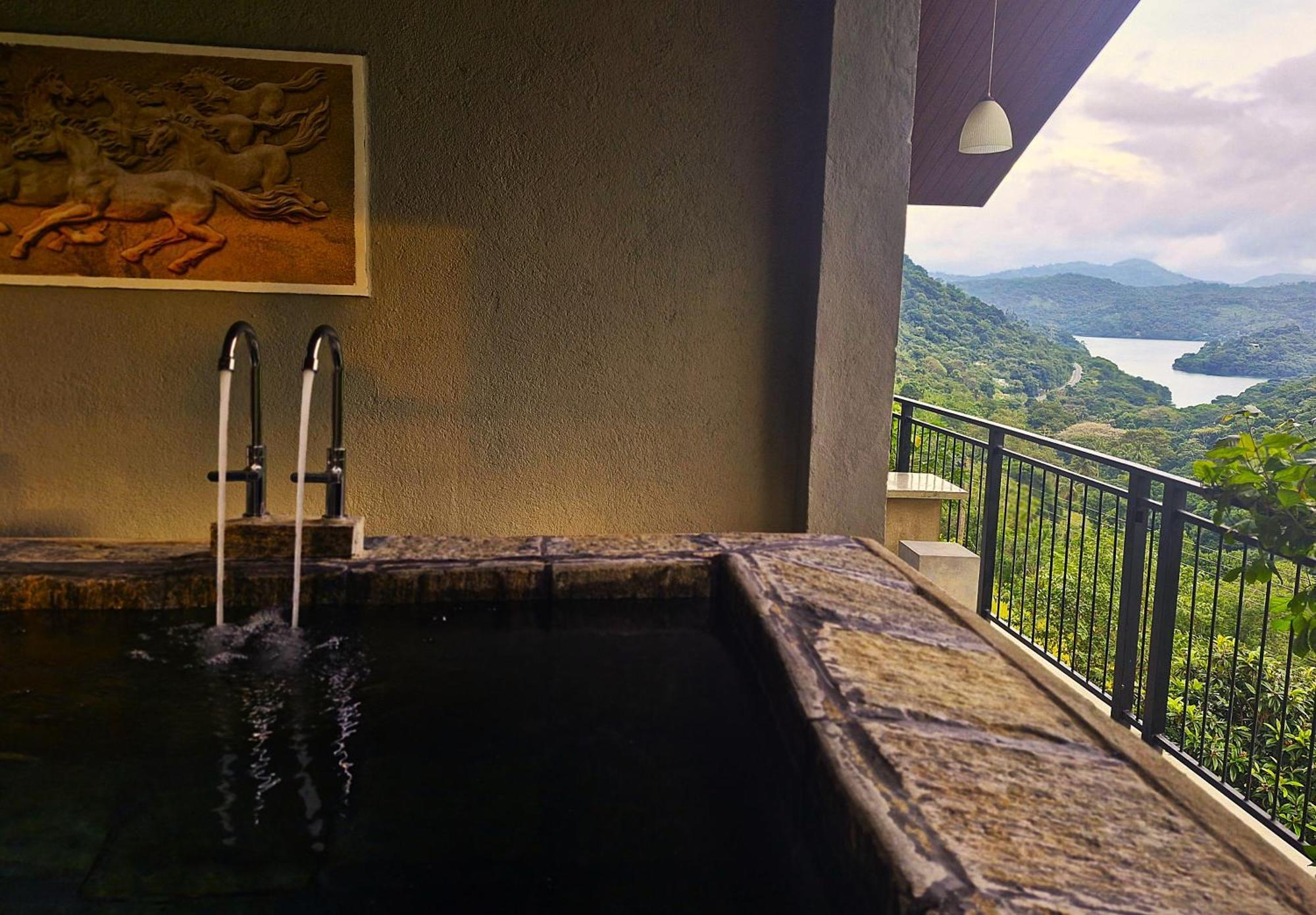 Kandy Victoria Eco Resort Exterior photo